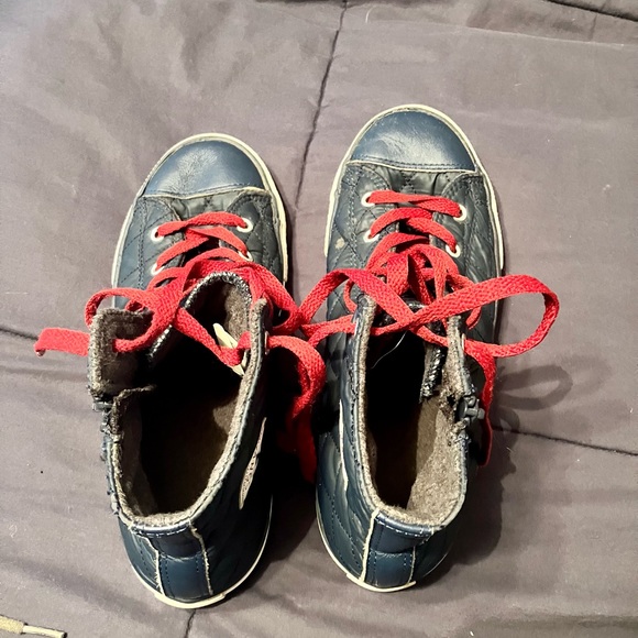 Converse all star junior size US six - Picture 3 of 4